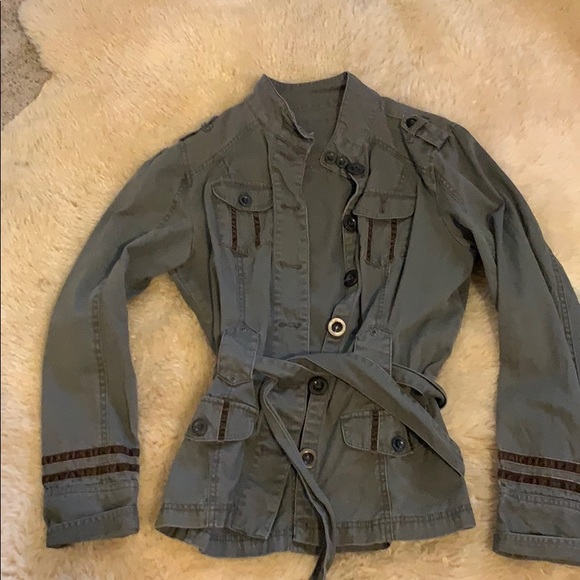 Jacket - Picture 4 of 4